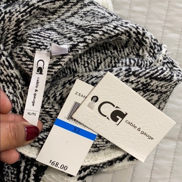 cable & gauge black and white knit sweater size XL - Picture 9 of 11